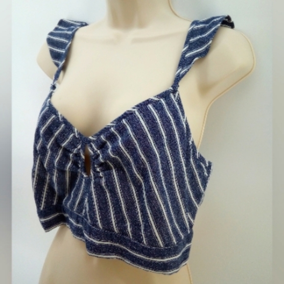 AEO Chambray Striped Crop Top Smocked Cotton Blend 2016 L American Eagle - Picture 10 of 16